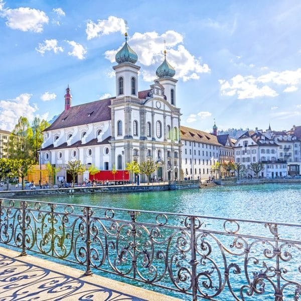 TÂY ÂU: PHÁP - THỤY SỸ - Ý - VATICAN